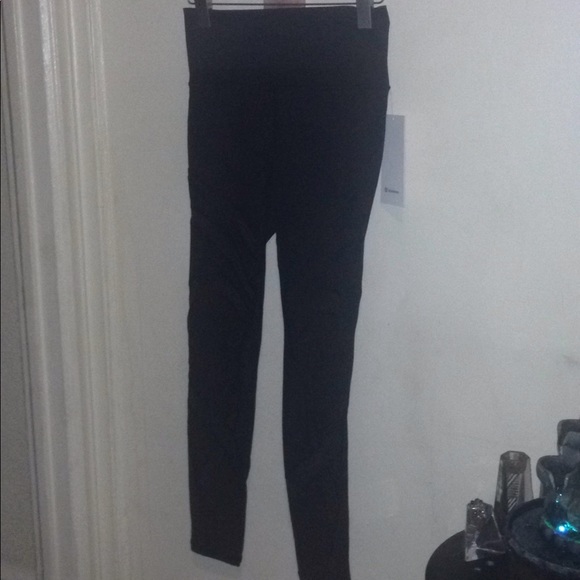 Lululemon Wunder under High Rise tight mesh - Picture 4 of 7